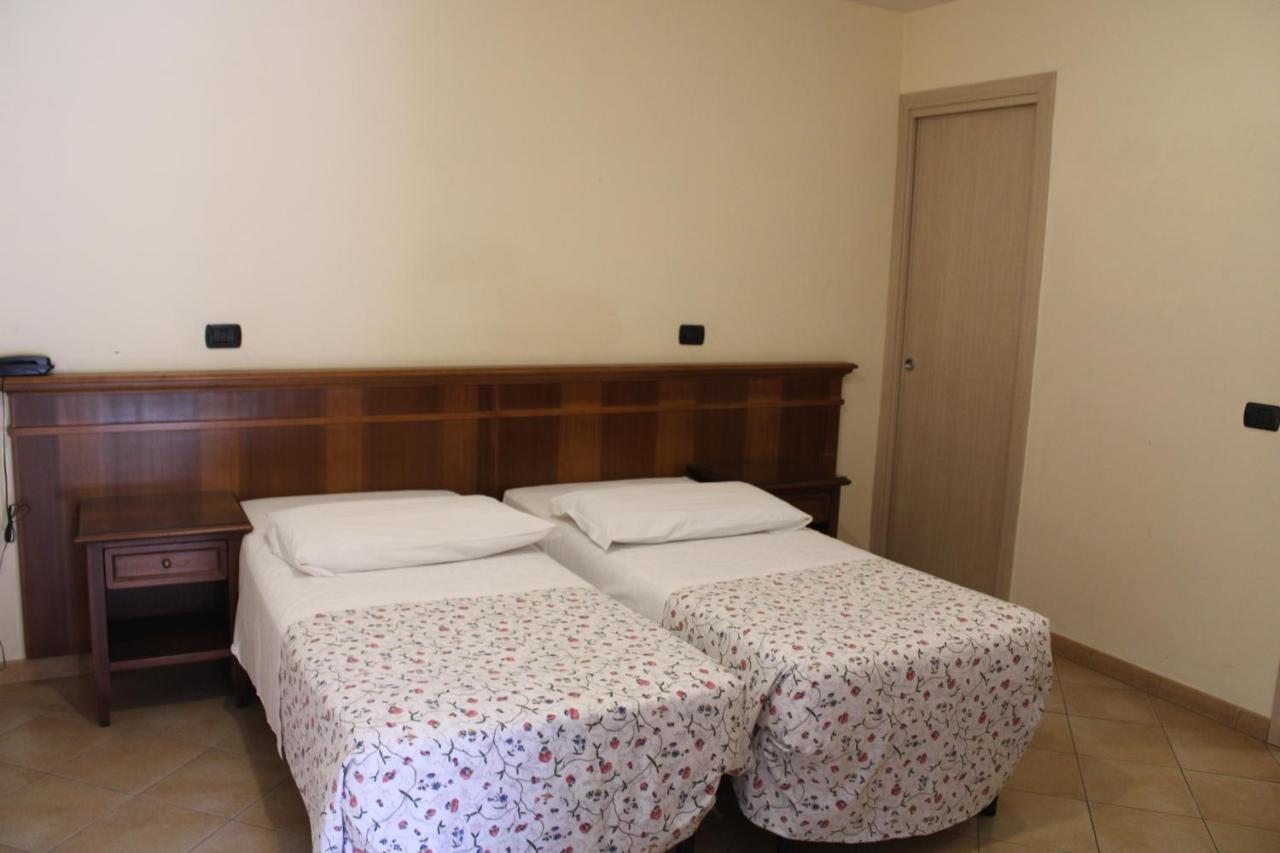 Hotel La Locanda Del Borgo Rome Luaran gambar