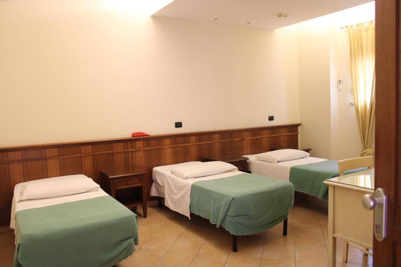 Hotel La Locanda Del Borgo Rome Luaran gambar