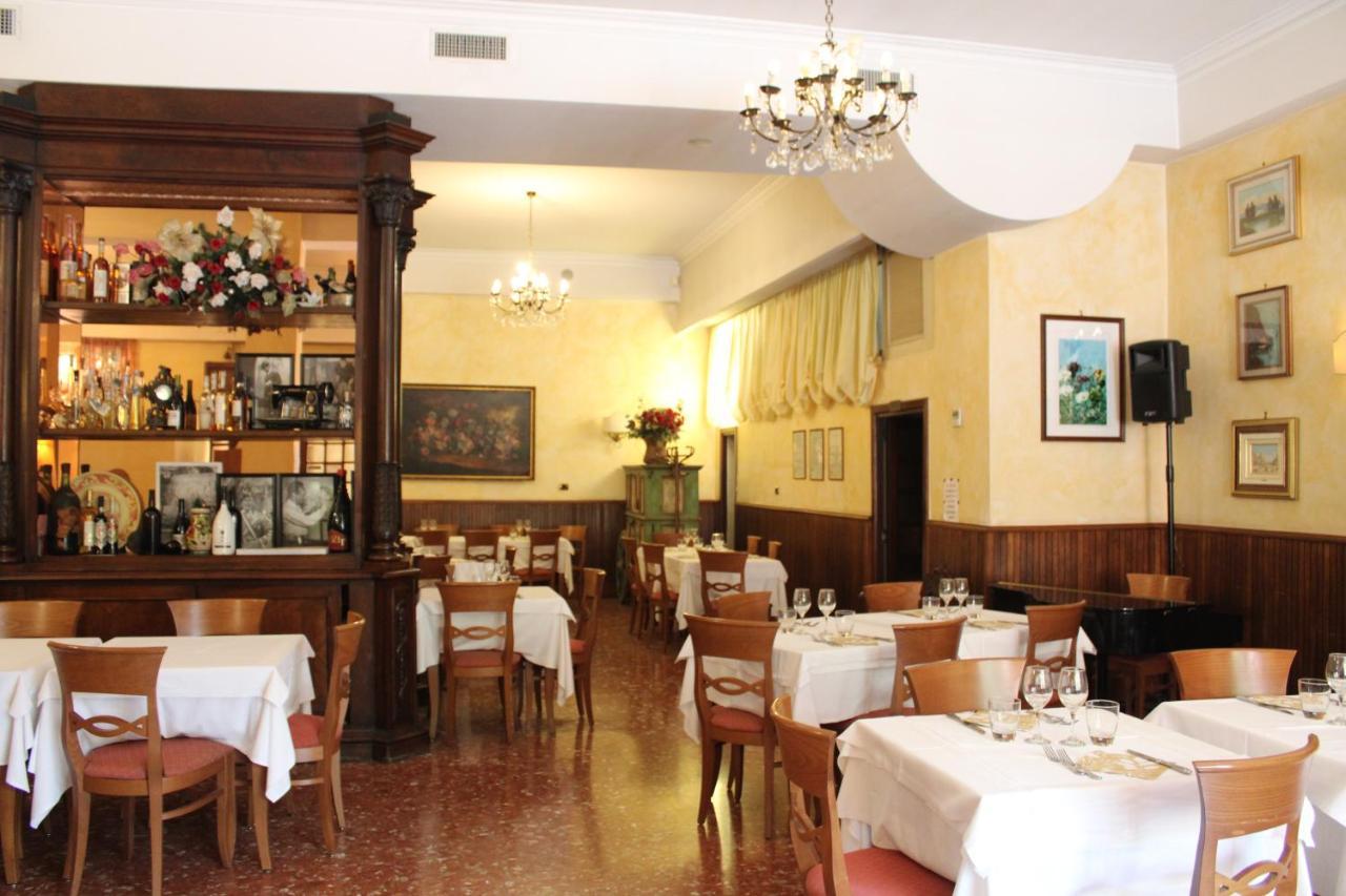 Hotel La Locanda Del Borgo Rome Luaran gambar